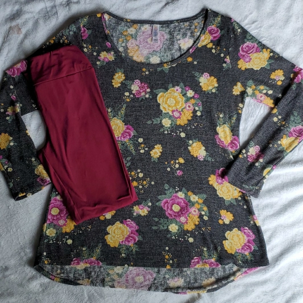 Lularoe set lynae and one size leggings.
